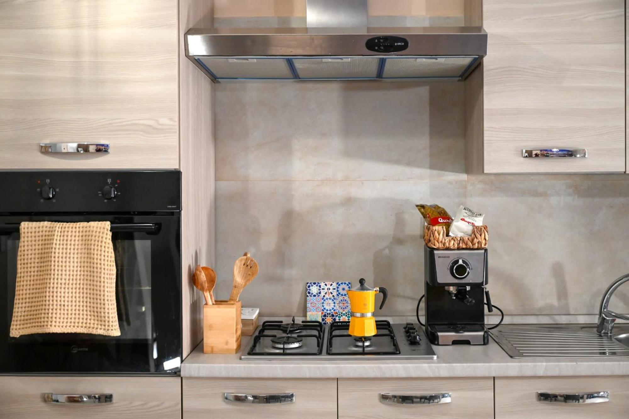 "Il Vecchio Salone" Appartamento In Pieno Centro Con Garage Privato เลชเช ภายนอก รูปภาพ