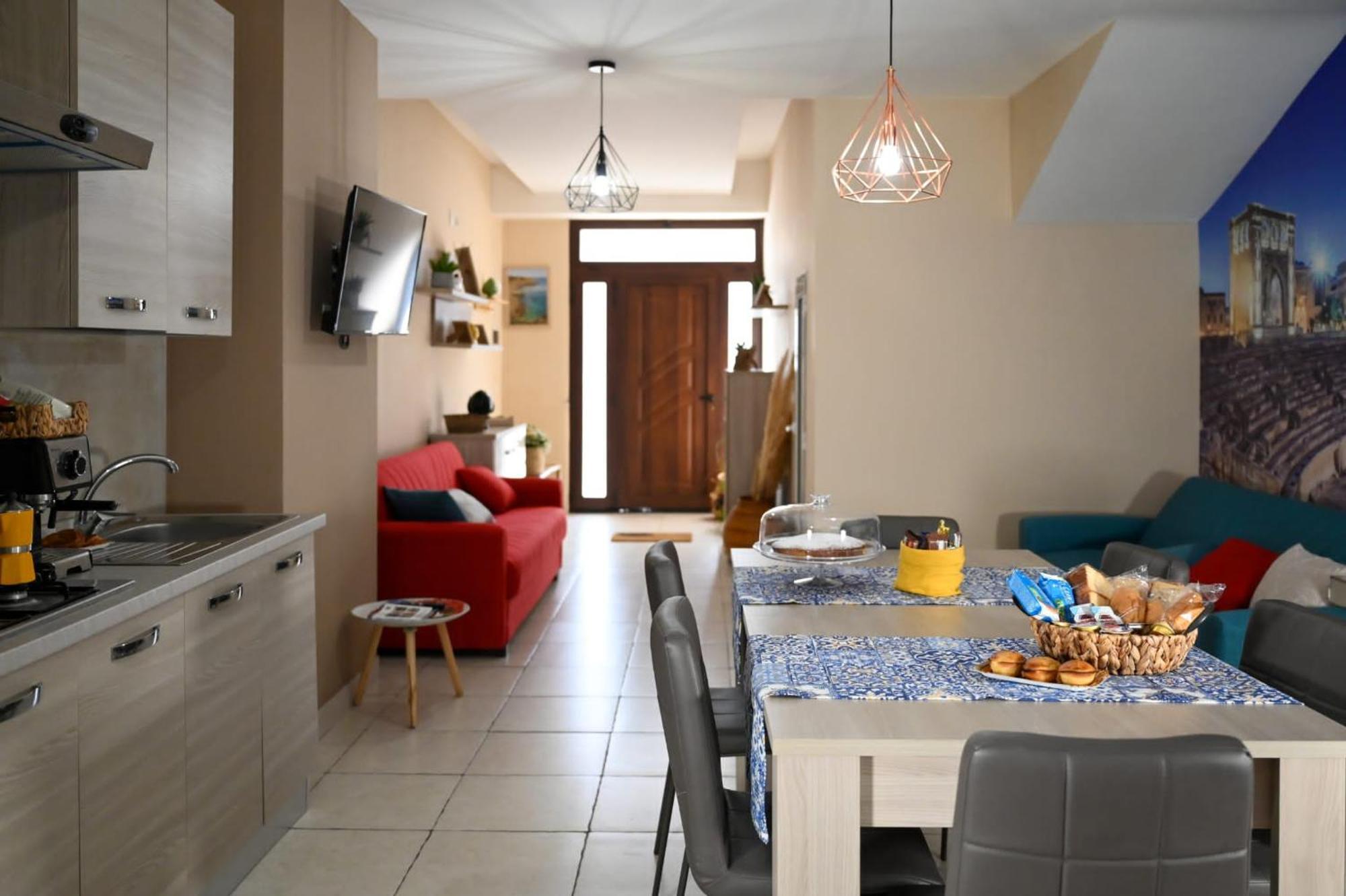 "Il Vecchio Salone" Appartamento In Pieno Centro Con Garage Privato เลชเช ภายนอก รูปภาพ